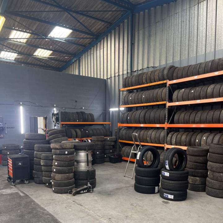 Garage pneumatique proche de Villedieu-sur-Indre<br/>Garage proposant des services liés au pneumatique près de Villedieu-sur-Indre<br/>Atelier pneumatique proche de Villedieu-sur-Indre